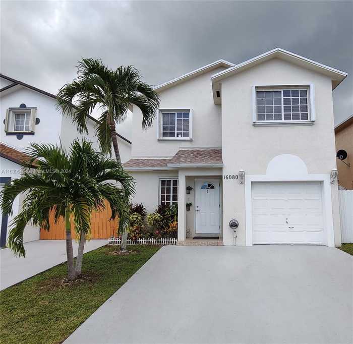 photo 1: 16080 SW 138th Pl, Miami FL 33177