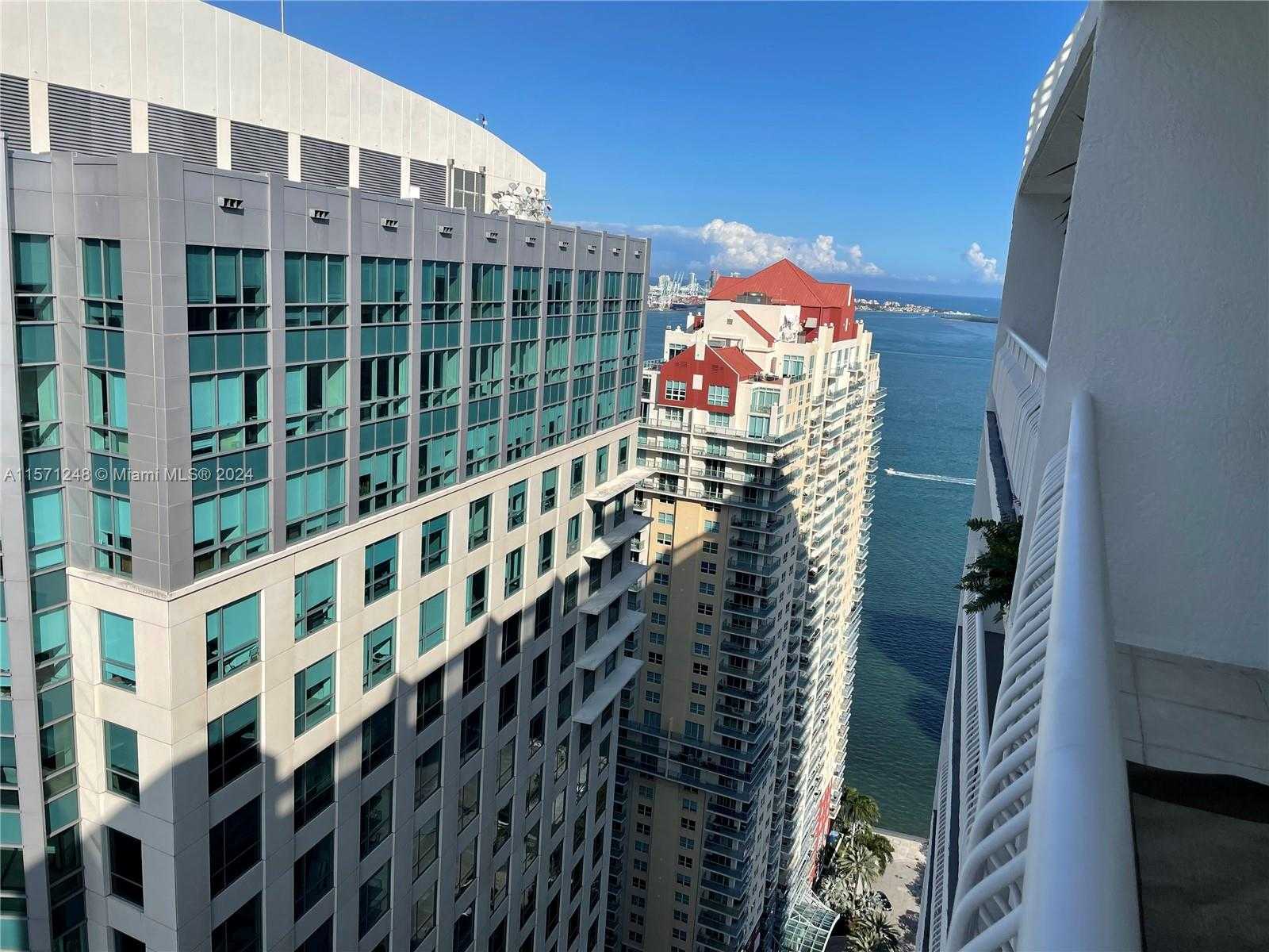 photo 1: 1200 Brickell Bay Dr Unit 4322, Miami FL 33131