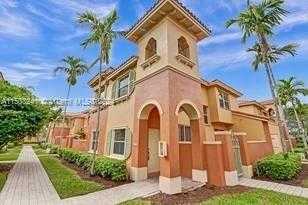 photo 1: 2201 Clipper Pl Unit 5405, Dania Beach FL 33312