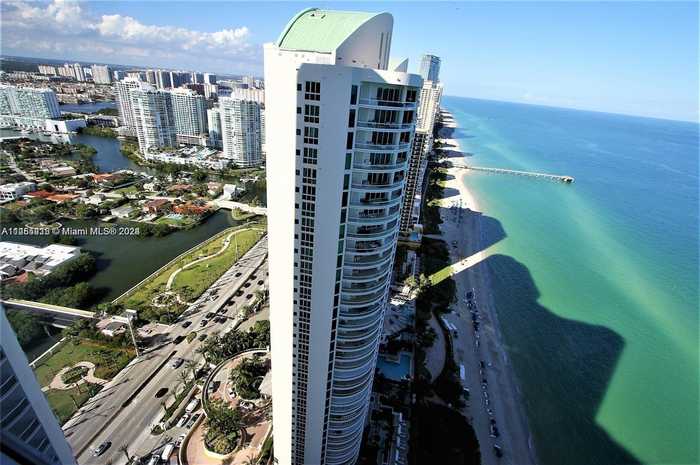 photo 2: 16001 Collins Ave Unit 3601, Sunny Isles Beach FL 33160