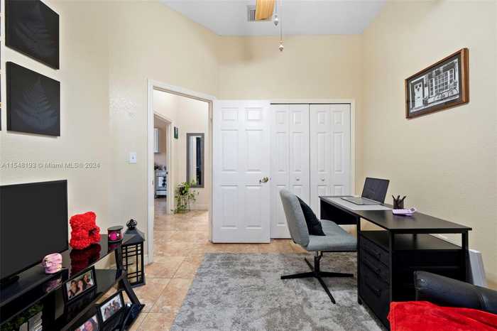 photo 38: 18575 SW 216th St, Miami FL 33170