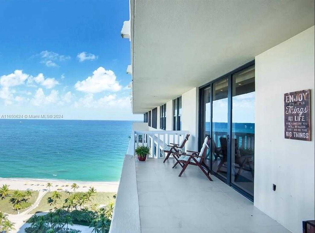 photo 2: 9801 Collins Ave Unit 20C, Bal Harbour FL 33154