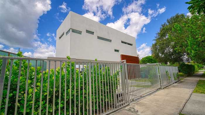 photo 1: 200 SW 32nd Rd, Miami FL 33129