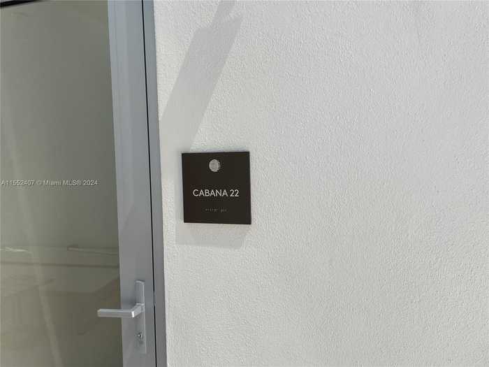 photo 2: 18501 Collins Avenue Unit Cabana 22, Sunny Isles Beach FL 33160