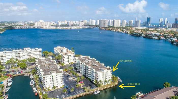 photo 1: 16570 NE 26th Ave Unit 3G, North Miami Beach FL 33160