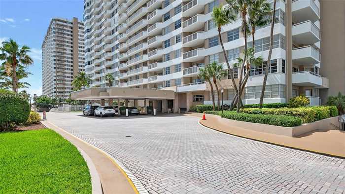 photo 1: 1985 S Ocean Dr Unit 15P, Hallandale Beach FL 33009