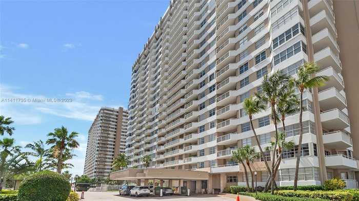 photo 2: 1985 S Ocean Dr Unit 15P, Hallandale Beach FL 33009