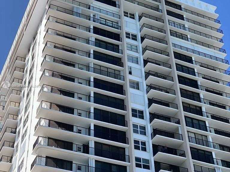 photo 2: 2201 S Ocean Drive Unit 1507, Hollywood FL 33019