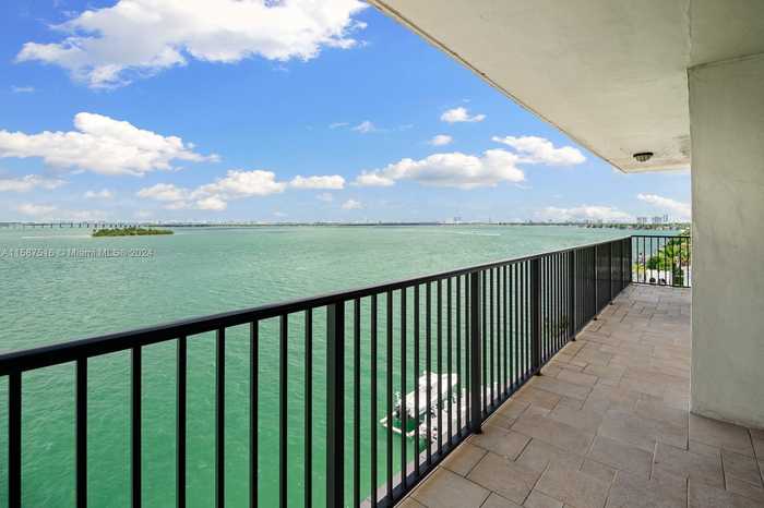 photo 2: 801 N Venetian Dr Unit 801, Miami FL 33139