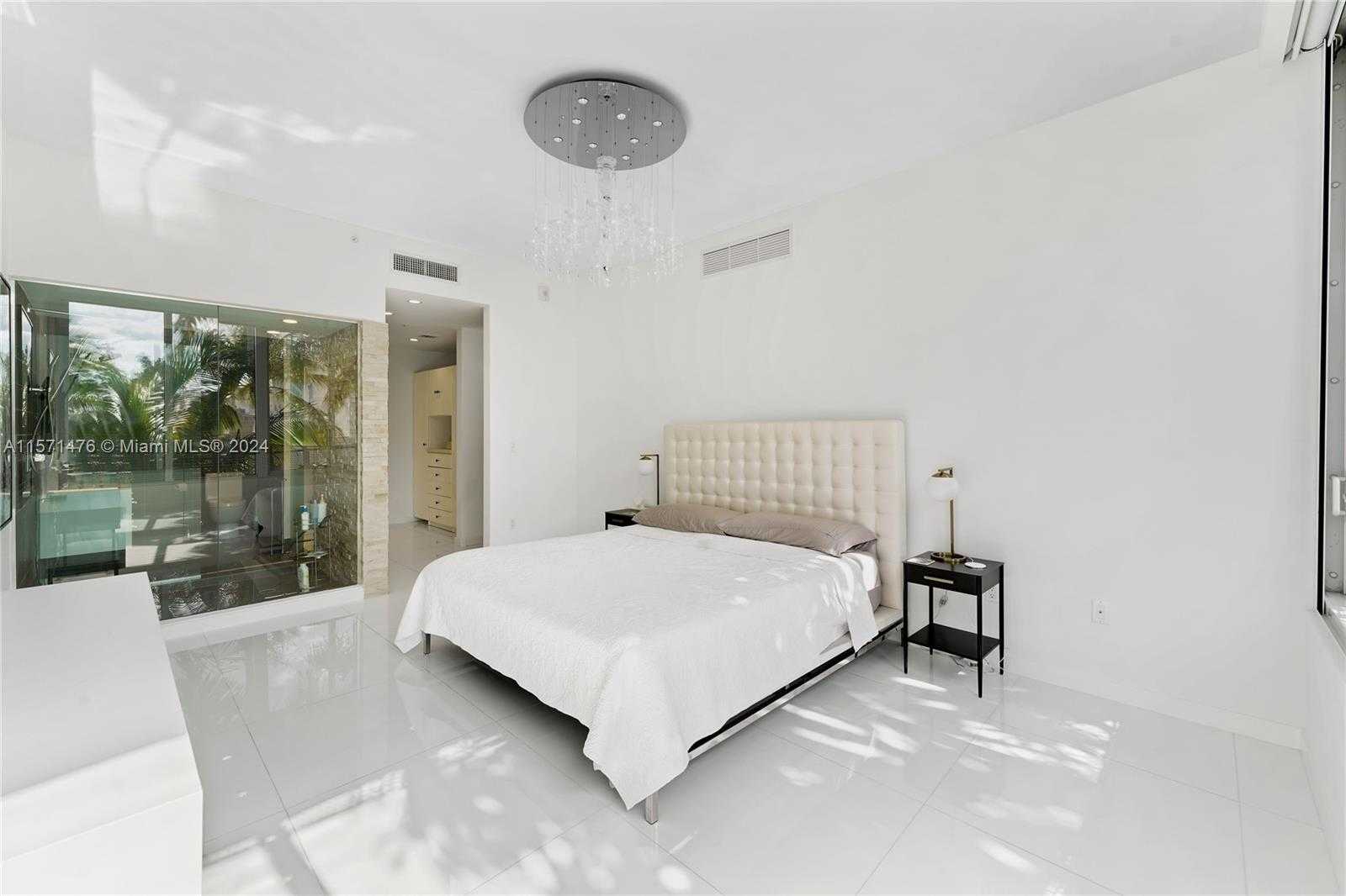 photo 3: 2100 Park Ave Unit 201, Miami Beach FL 33139