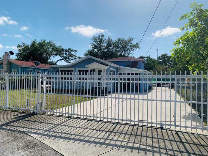 photo 20: 8600 NW 14th Ct, Miami FL 33147