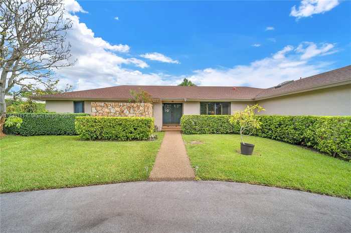 photo 1: 7801 SW 170th St, Palmetto Bay FL 33157