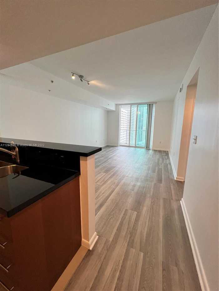 photo 1: 244 Biscayne Blvd Unit 2609, Miami FL 33132