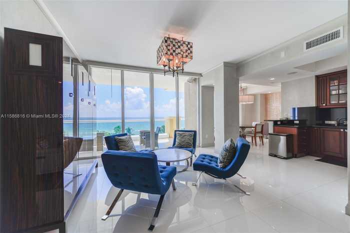 photo 2: 17875 Collins Ave Unit 705, Sunny Isles Beach FL 33160