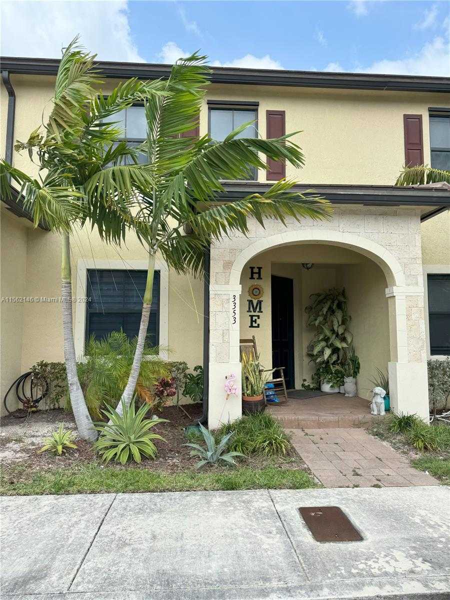 photo 1: Unit 3353, Hialeah FL 33018