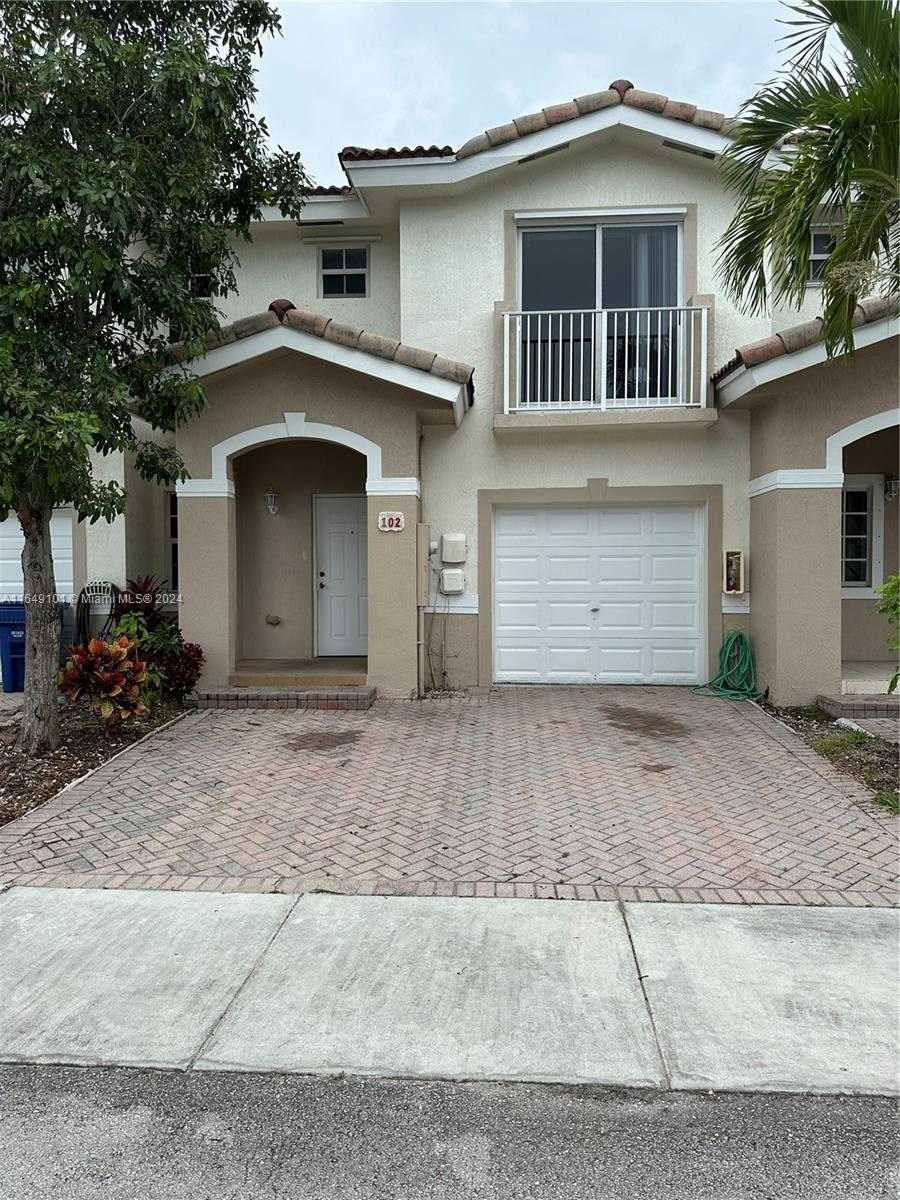 photo 1: 14142 SW 260th St Unit 102, Homestead FL 33032