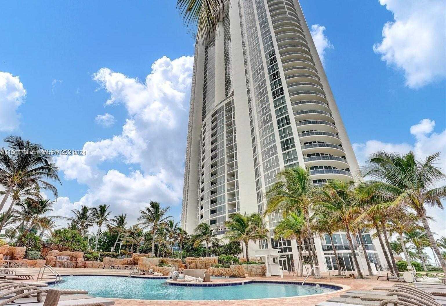 photo 1: 18201 Collins Ave Unit 4207, Sunny Isles Beach FL 33160