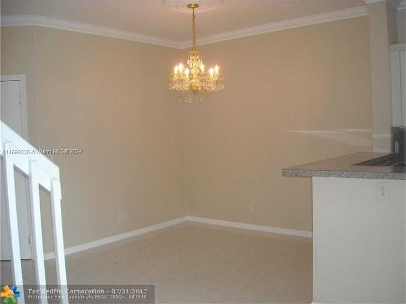 photo 3: 4015 NW 92nd Ave, Sunrise FL 33351