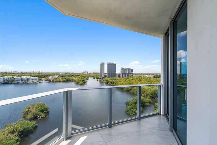 photo 1: 17111 Biscayne Blvd Unit 1210, North Miami Beach FL 33160