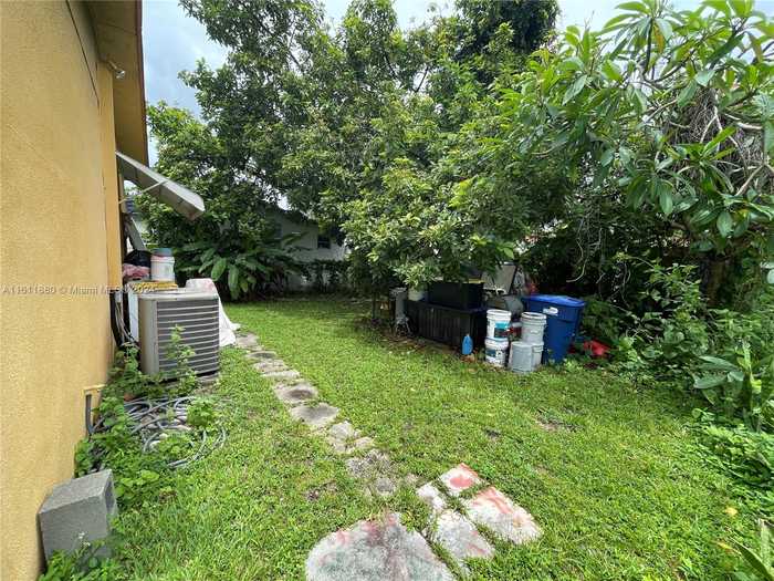 photo 9: 2261 NW 51st Ter, Miami FL 33142