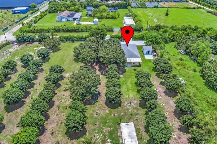 photo 2: 25880 SW 222nd Ave, Homestead FL 33031