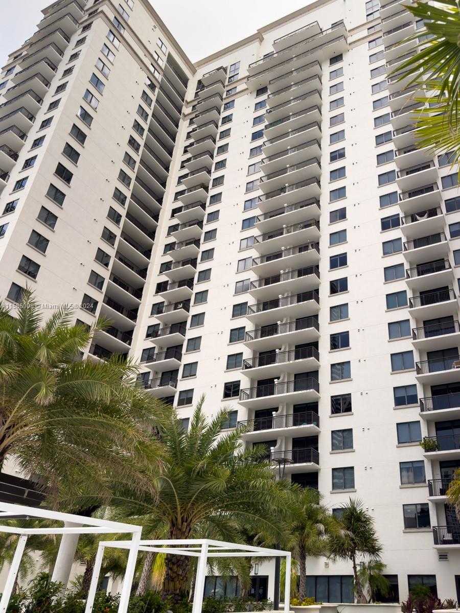 photo 1: 999 SW 1st Ave Unit 2417, Miami FL 33130