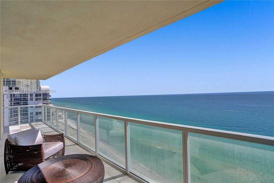 photo 1: Unit 2703, Sunny Isles Beach FL 33160