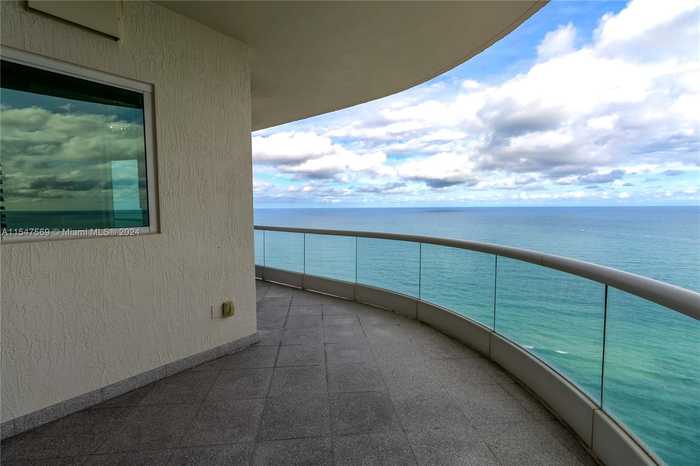 photo 2: 16051 Collins Ave Unit 2402, Sunny Isles Beach FL 33160