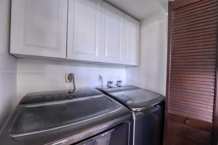 photo 28: 19308 NE 25th Ave Unit 191C, Miami FL 33180