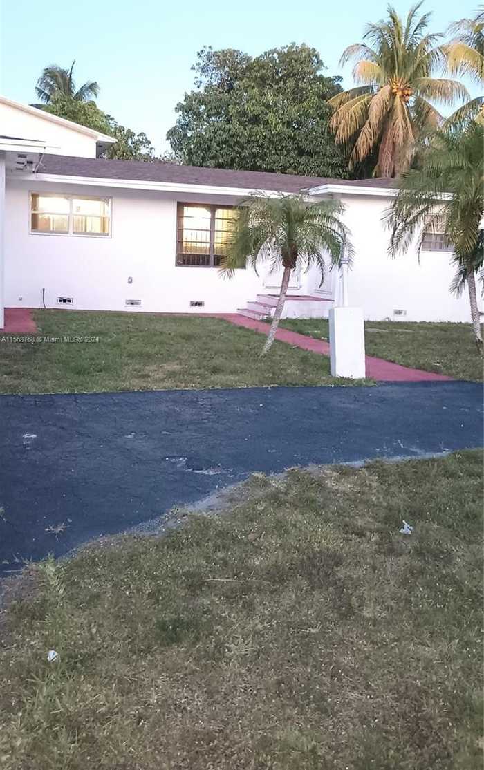 photo 1: undefined, Miami Gardens FL 33056