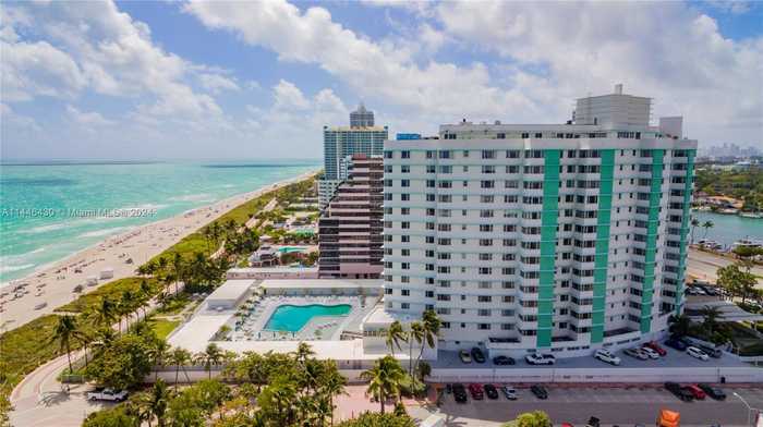 photo 1: 5255 Collins Ave Unit 10A, Miami Beach FL 33140