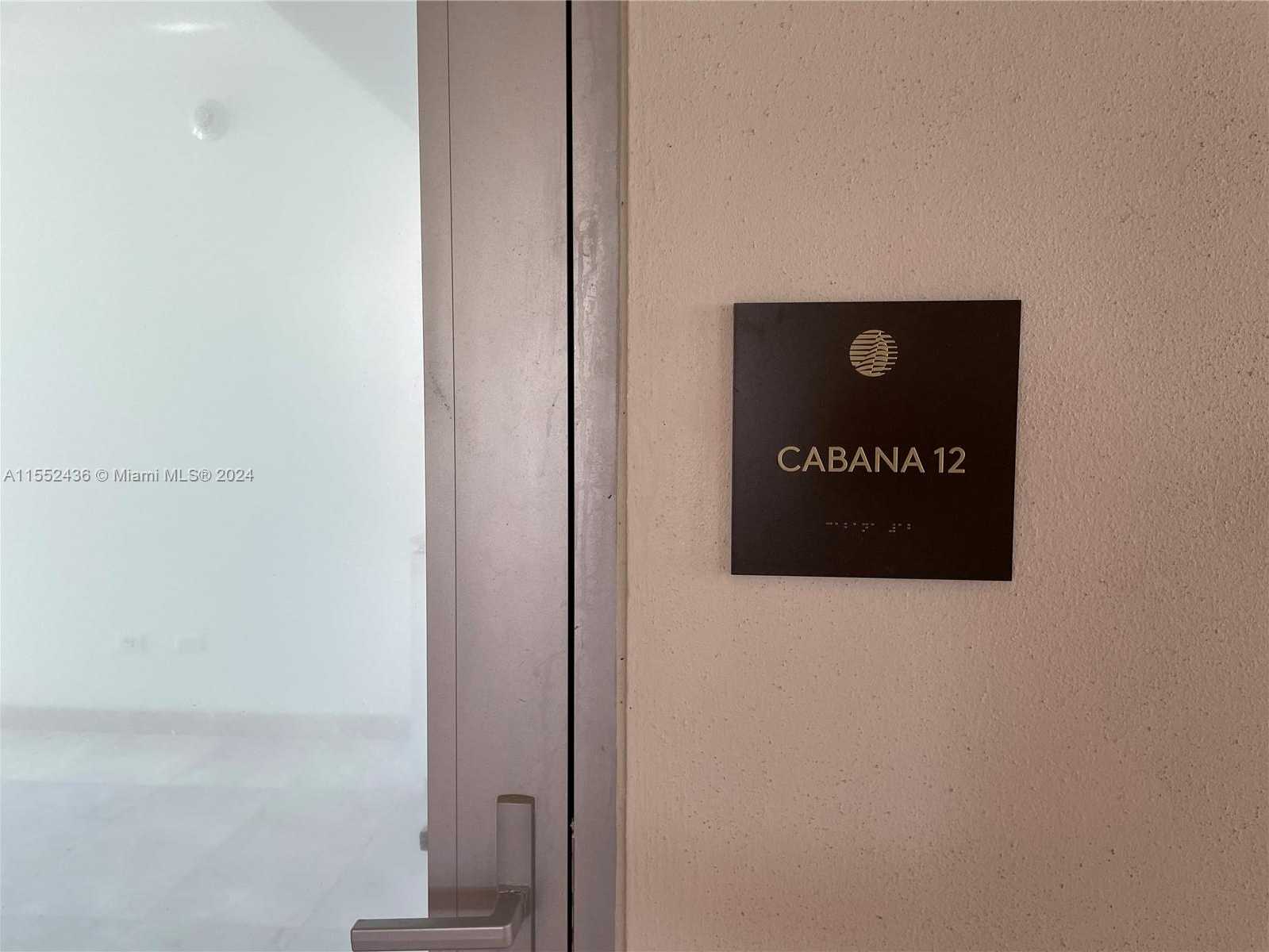 photo 2: 18501 Collins Avenue Unit Cabana 12, Sunny Isles Beach FL 33160