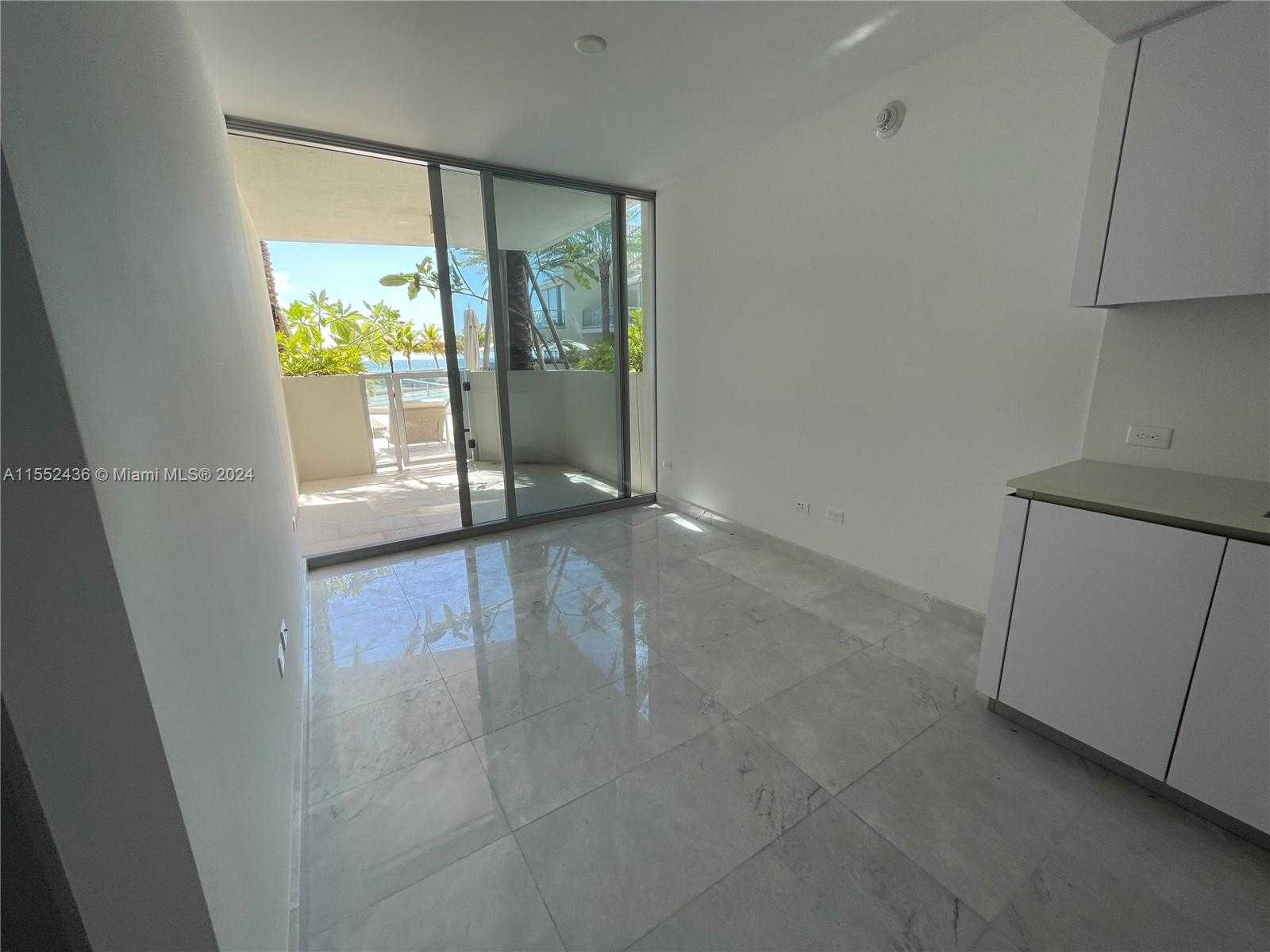 photo 3: 18501 Collins Avenue Unit Cabana 12, Sunny Isles Beach FL 33160