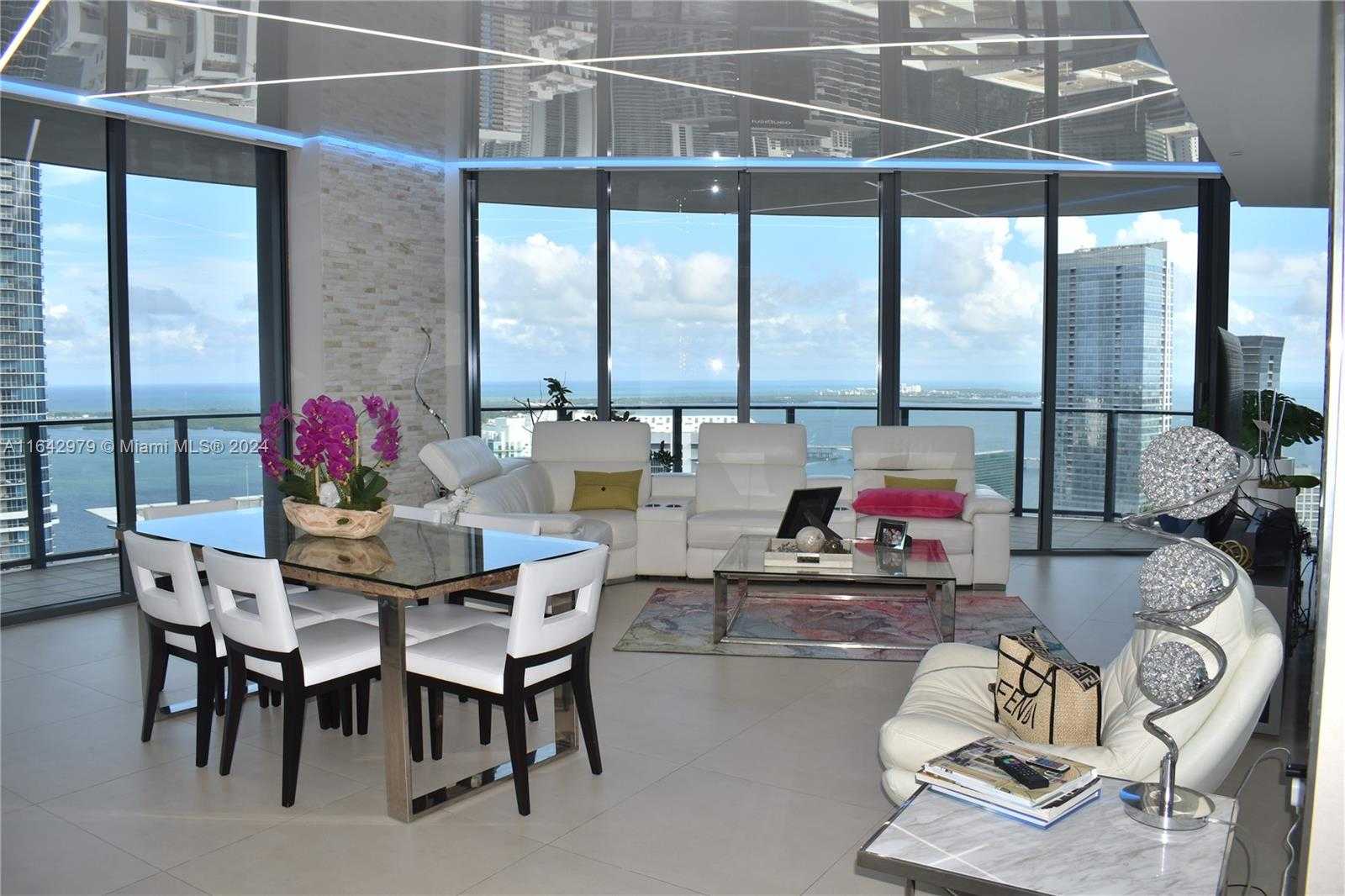 photo 1: 1000 Brickell Plz Unit PH5701, Miami FL 33131