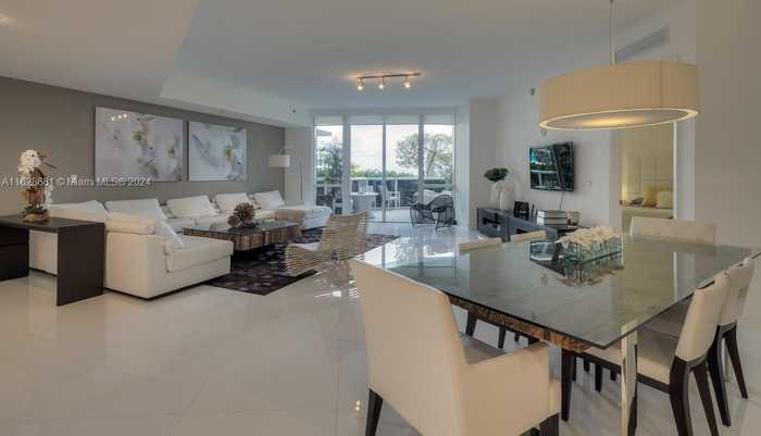 photo 1: 15811 Collins Ave Unit 403, Sunny Isles Beach FL 33160