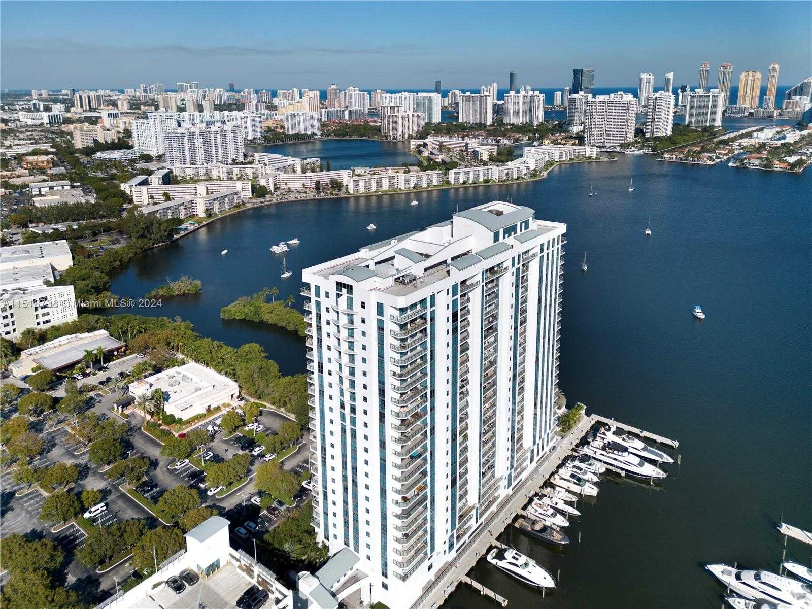 photo 3: 17301 Biscayne Blvd Unit 906, North Miami Beach FL 33160