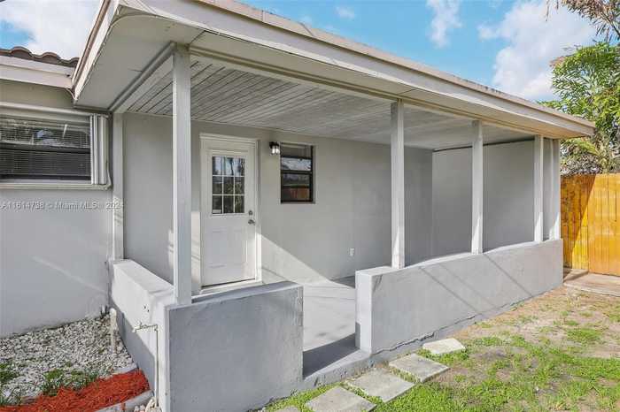 photo 32: undefined, Oakland Park FL 33309