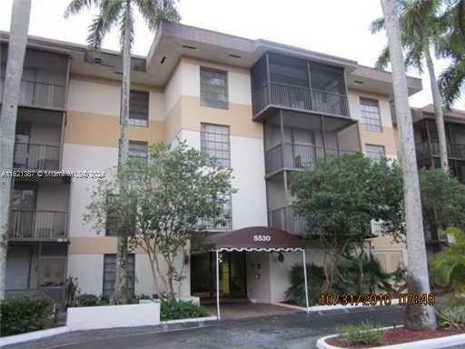 photo 2: 5530 NW 44th St Unit 411C, Lauderhill FL 33319