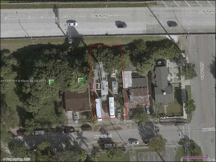 photo 2: 321 NW 37th St, Miami FL 33127