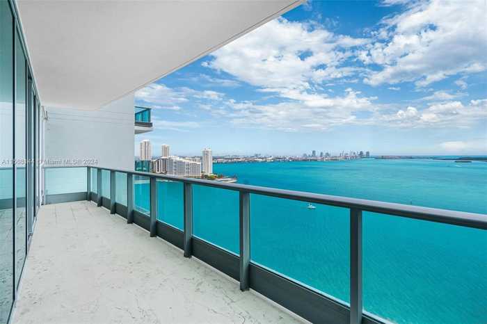 photo 2: 1331 Brickell Bay Dr Unit 2503, Miami FL 33131