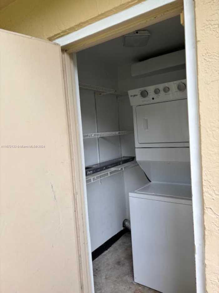 photo 13: 9025 NE 4th Ave Rd Unit 9025, Miami Shores FL 33138