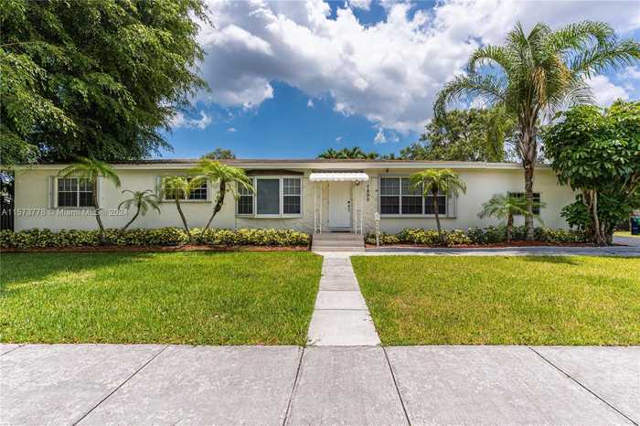 photo 2: 7800 SW 96th St, Miami FL 33156