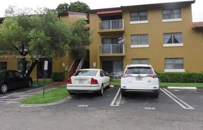 photo 1: 15530 SW 80th St Unit C-111, Miami FL 33193