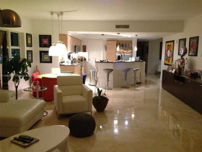 photo 21: 14951 Royal Oaks Ln Unit 1009, North Miami FL 33181