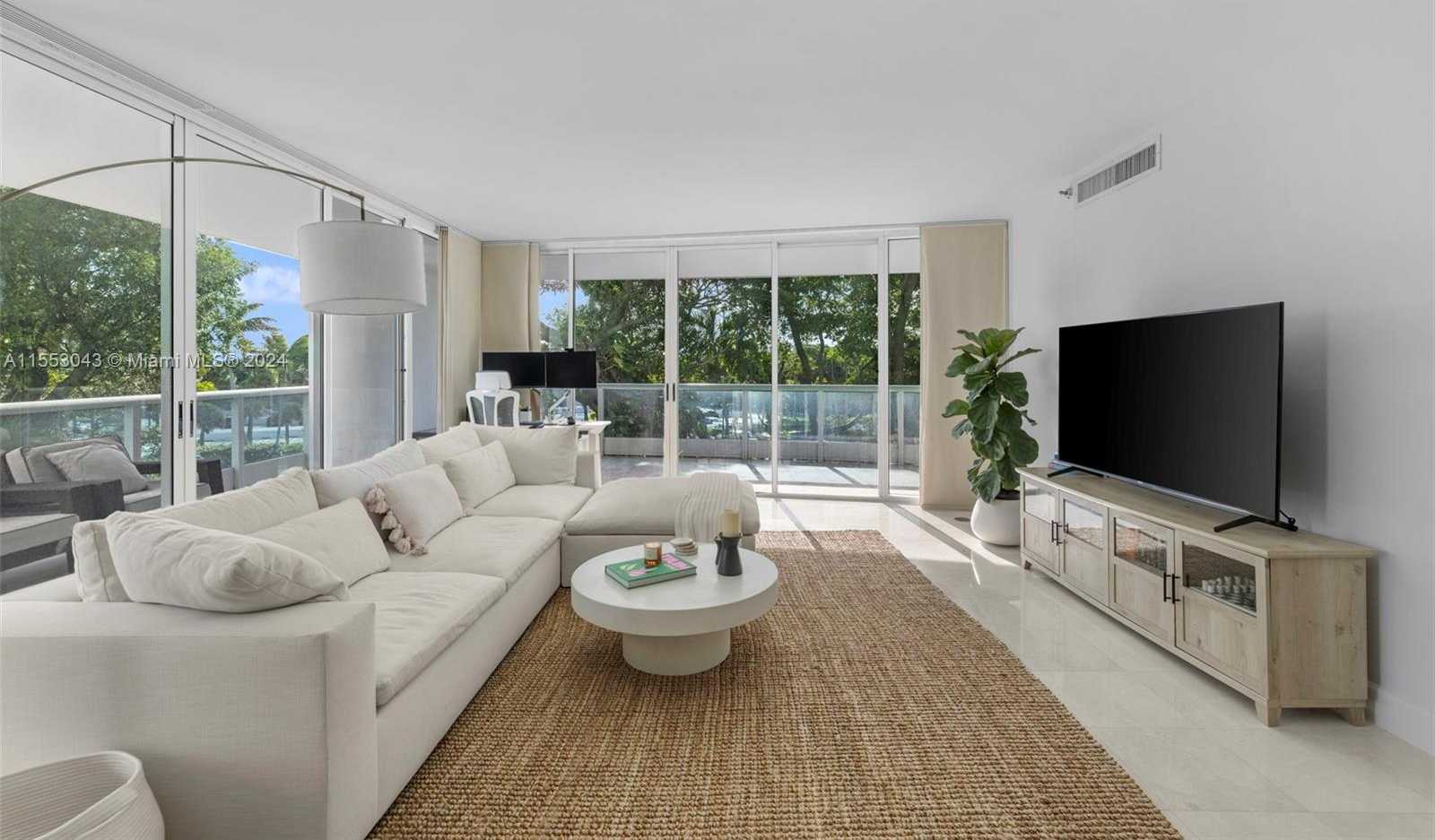 photo 1: 2127 Brickell Ave Unit 505, Miami FL 33129