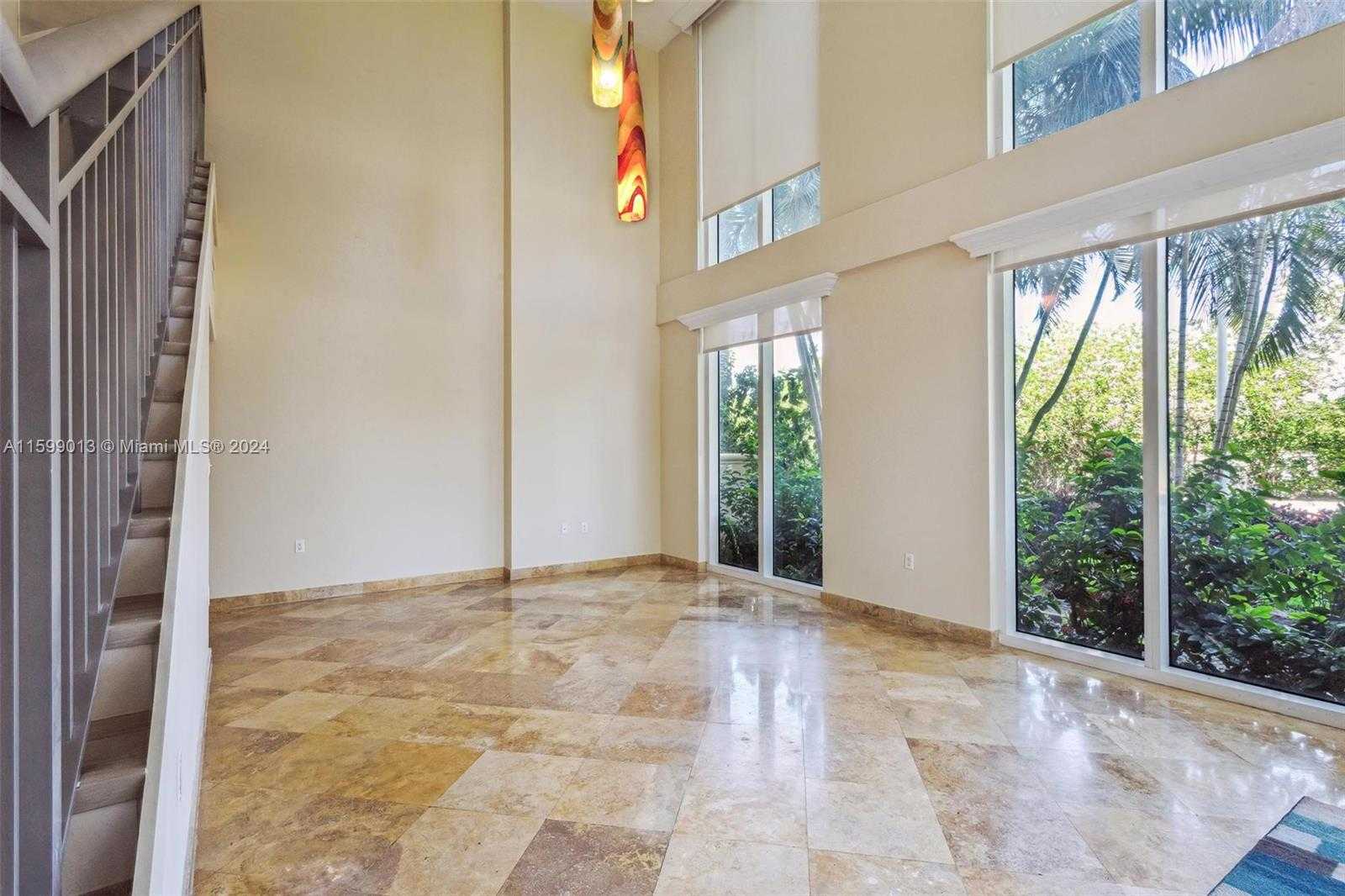 photo 2: 1745 E Hallandale Beach Blvd Unit 102W, Hallandale Beach FL 33009