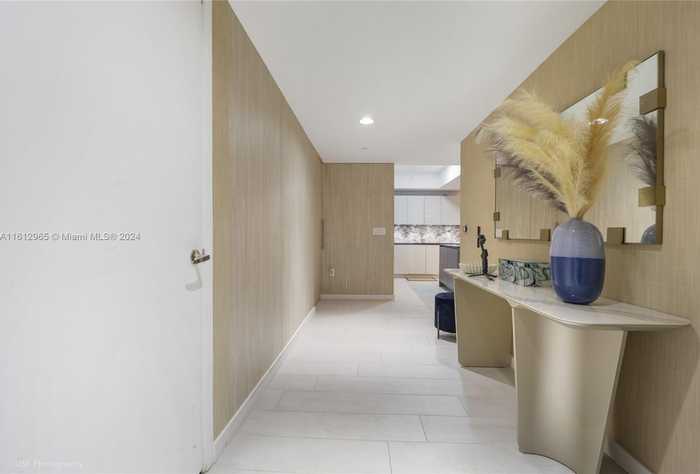 photo 2: 1010 Brickell Ave Unit 3306, Miami FL 33131