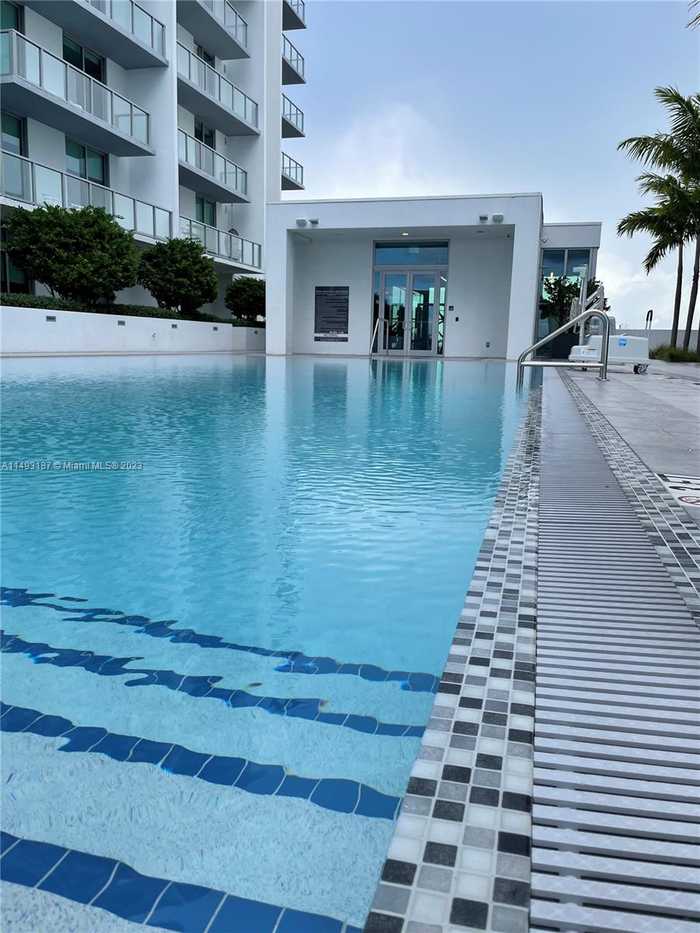 photo 1: 3900 Biscayne Blvd Unit S-904, Miami FL 33137