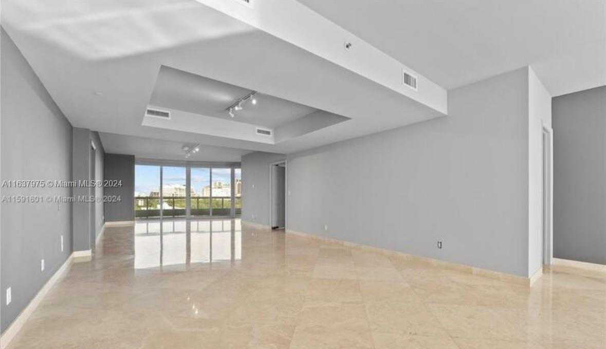 photo 3: 1643 Brickell Ave Unit 1002, Miami FL 33129