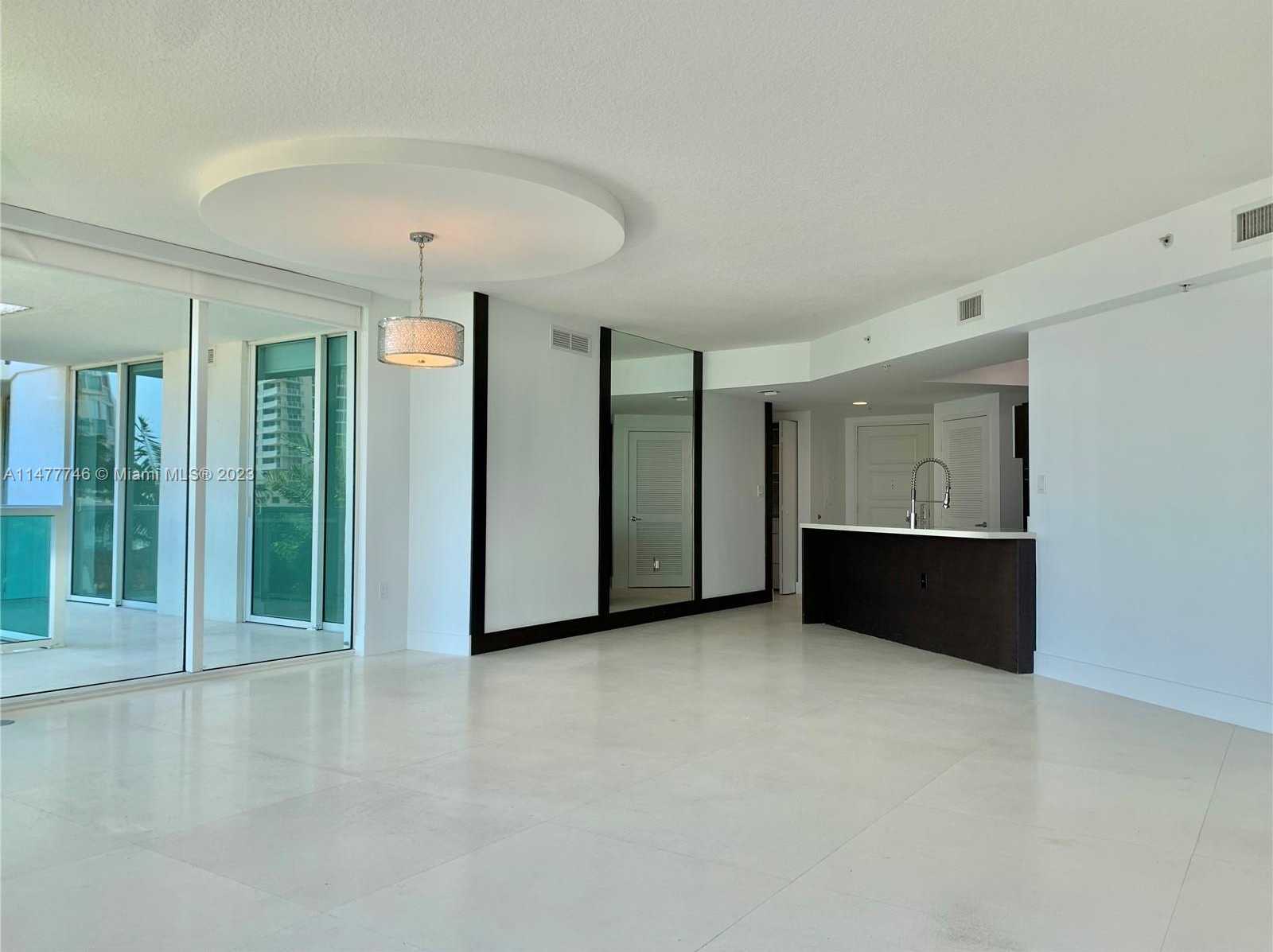 photo 3: 200 Sunny Isles Blvd Unit 2-802, Sunny Isles Beach FL 33160